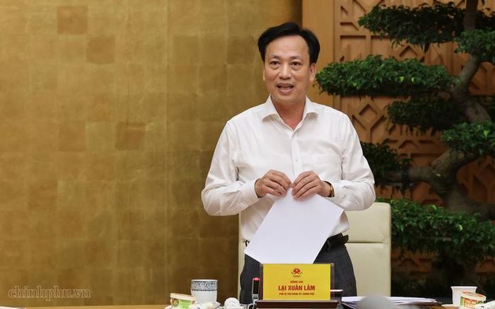 Phó Bí thư Đảng ủy Chính phủ Lại Xuân Lâm phát biểu. Ảnh: VGP/Phương Nguyên