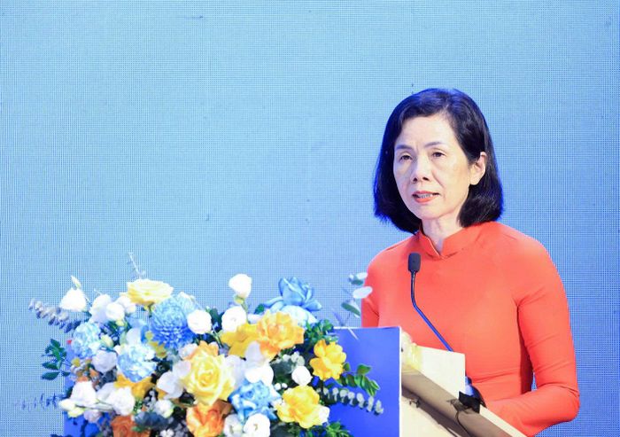 Bà Nguyễn Thị Minh Hương - Phó Chủ tịch Hội Liên hiệp Phụ nữ Việt Nam phát biểu. Ảnh: Tuấn Anh