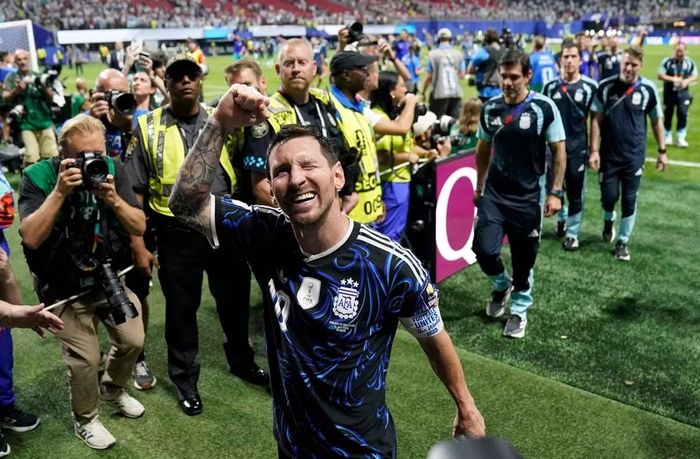 Messi sau trận Bán kết World Cup 2026 với ĐT Anh. Ảnh: Jacob Kupferman/ AP Photo.