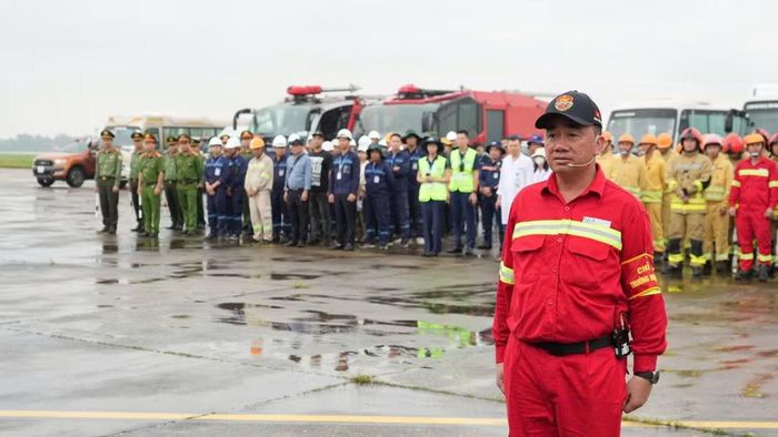 Sự kiện diễn tập mật danh "KN26" huy động sự tham gia của 173 người cùng 26 phương tiện, trang thiết bị và đặc biệt sử dụng bộ thiết bị cứu hộ tàu bay