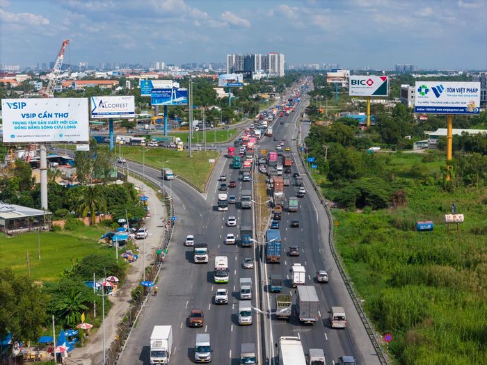 Cao tốc TP.HCM - Trung Lương - Mỹ Thuận hiện là tuyến cao tốc duy nhất nối TP.HCM với các tỉnh miền Tây. Ảnh: Quỳnh Danh.