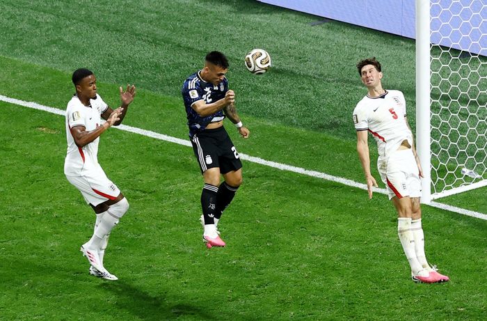 Lautaro Martinez ghi bàn ấn định chiến thắng 2-1 cho Argentina trước tuyển Anh sáng 16/7.