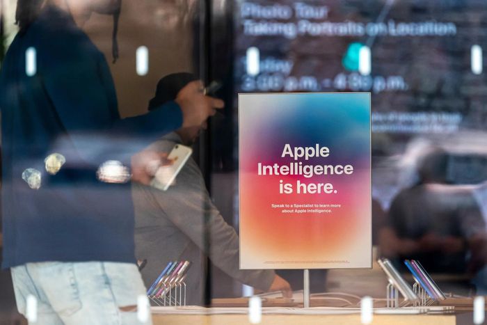 Người dùng iPhone tại Trung Quốc sắp được trải nghiệm Apple Intelligence. Ảnh: Bloomberg.