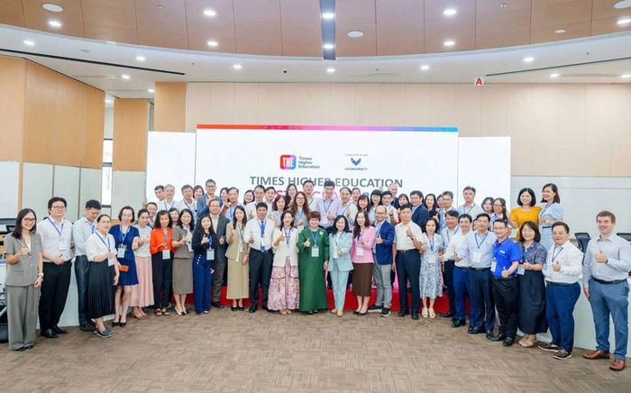 Các đại biểu tham dự sự kiện