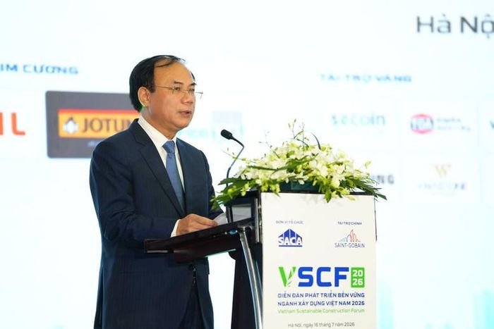 Ông Nguyễn Văn Sinh, Thứ trưởng Bộ Xây dựng đánh giá VSCF góp phần giúp Việt Nam thực hiện các cam kết quốc tế về giảm phát thải khí nhà kính và hướng tới mục tiêu phát thải ròng bằng 0 - Ảnh: VGP/LT