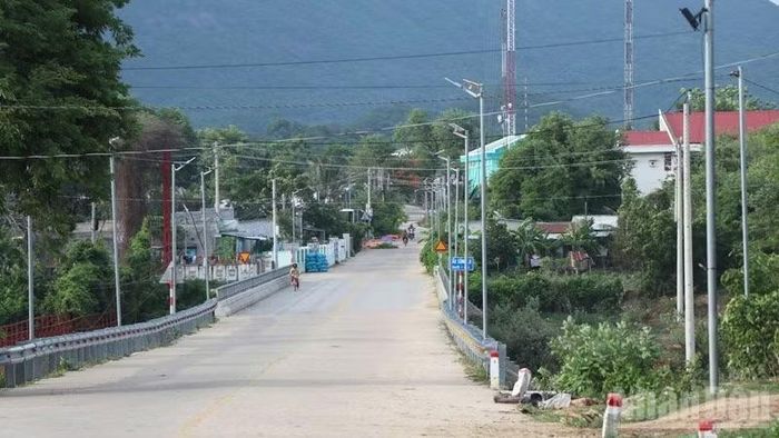 Xã miền núi Phước Hà, tỉnh Khánh Hòa đang đổi thay giữa nhịp sống hiện đại.