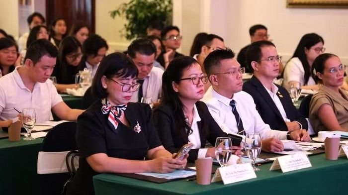Đại biểu tham dự sự kiện.