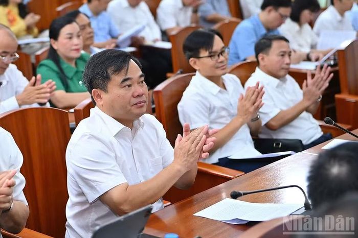 Các đại biểu dự hội nghị.