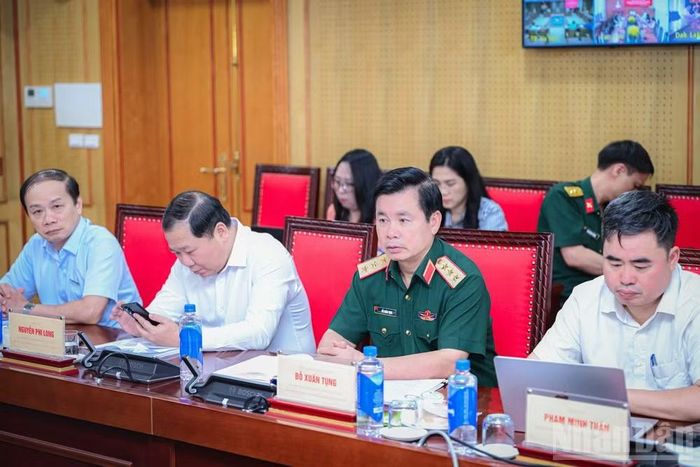 Các đại biểu dự cuộc họp. (Ảnh: BẢO LONG)