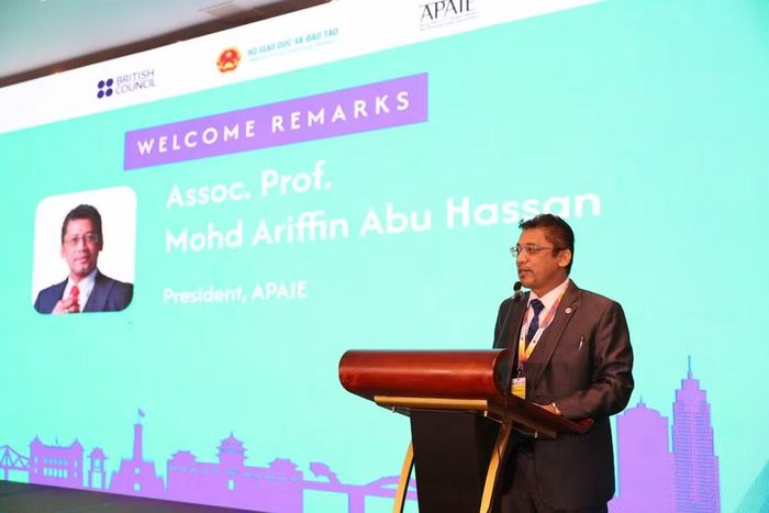 Chủ tịch APAIE Mohd Ariffin Abu Hassan phát biểu tại chương trình.