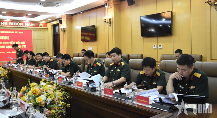 Các đại biểu tham dự hội nghị.