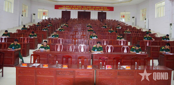 Thí sinh thực hiện nội dung thi nhận thức.