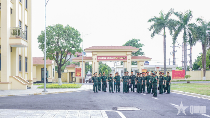  Đoàn công tác kiểm tra công tác chuẩn bị Lễ khởi công xây dựng nhà tiếp nhận, bảo quản, lưu trữ mẫu HCLS. 