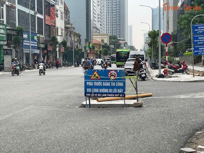 Trong vài tháng qua, các vướng mắc lớn đã từng bước được giải quyết. Chính quyền địa phương cùng chủ đầu tư liên tục đẩy nhanh công tác giải phóng mặt bằng, tạo điều kiện để nhà thầu triển khai đồng loạt các hạng mục còn lại.