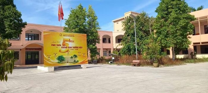 Trường Cao đẳng Quảng Nam.