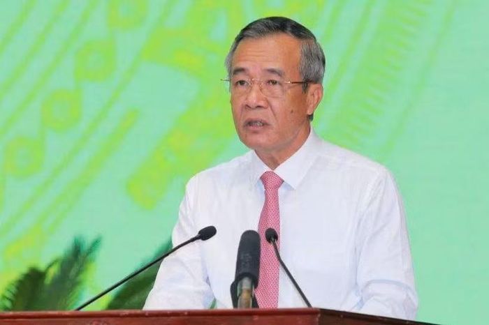 Bí thư Tỉnh ủy Thanh Hóa Lê Đức Thái phát biểu chỉ đạo tại Kỳ họp.