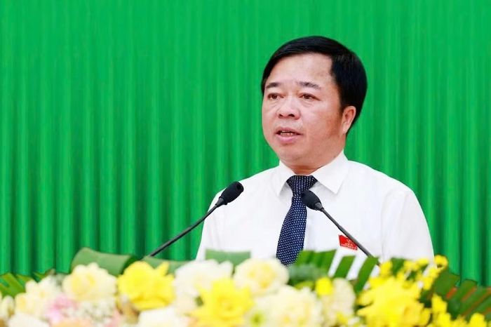 Phó Bí thư Tỉnh ủy, Chủ tịch HĐND tỉnh Thái Nguyên Bùi Văn Lương phát biểu tại phiên khai mạc kỳ họp