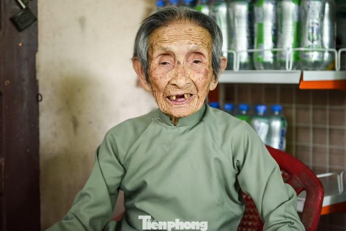 Mẹ Việt Nam Anh hùng Ngô Thị Lang (phường Hội An Tây, TP Đà Nẵng).