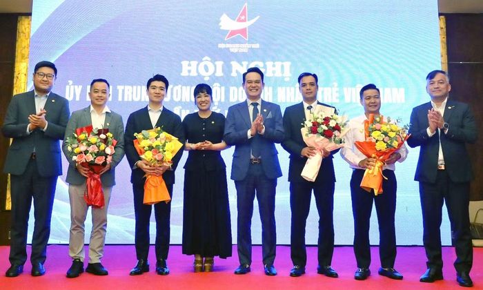 Hội nghị đã tiến hành kiện toàn nhân sự Ủy ban T.Ư Hội khóa VIII. Ảnh: BTC