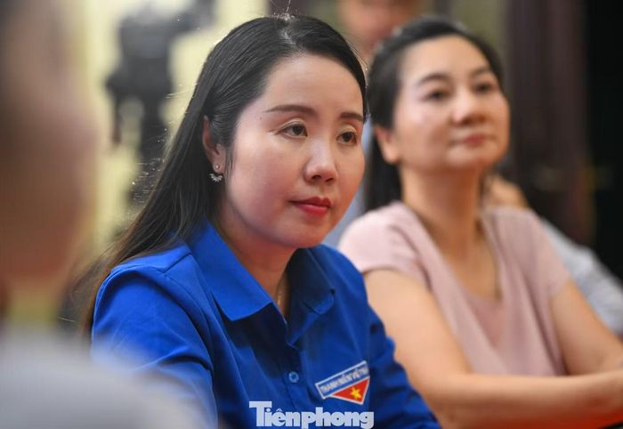 Theo Bí thư Đoàn Thanh niên xã Thanh Trì Hoàng Minh Hằng, "Bữa cơm tri ân" là một trong những hoạt động trọng tâm của tuổi trẻ địa phương trong tháng tri ân. Thông qua những việc làm gần gũi, đoàn viên không chỉ bày tỏ lòng biết ơn mà còn có cơ hội gặp gỡ, lắng nghe và hiểu hơn về lịch sử từ chính những nhân chứng đã đi qua chiến tranh.