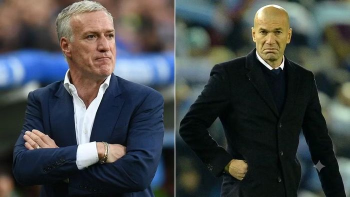 Zidane (phải) cần đợi thêm một chút thời gian để chính thức kế nhiệm Deschamps.
