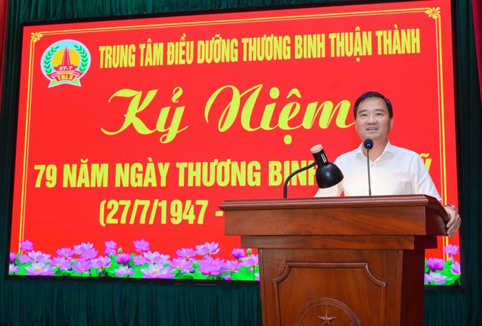 Đồng chí Vũ Anh Tuấn, Phó Chủ tịch Công đoàn Petrovietnam gửi lời tri ân sâu sắc tới các thương, bệnh binh đã cống hiến tuổi thanh xuân vì Tổ quốc