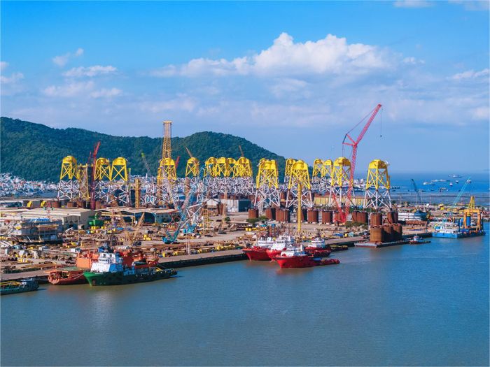 Cần thiết xây dựng các cơ chế, chính sách đủ mạnh để Petrovietnam và các đơn vị thành viên có thể tham gia sâu hơn vào các lĩnh vực kinh tế biển chiến lược