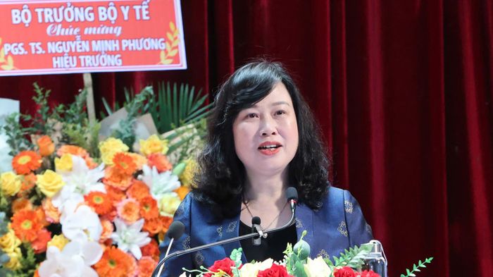 Bộ trưởng Đào Hồng Lan phát biểu tại buổi trao quyết định. Ảnh: M.T