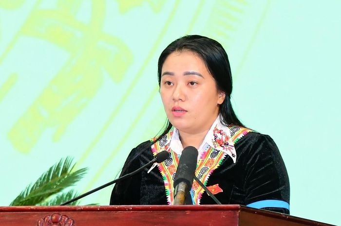 Đại biểu Lâu Thị Dính mong có chính sách đủ sức thu hút, giữ chân giáo viên gắn bó lâu dài với vùng cao. Ảnh: CTV