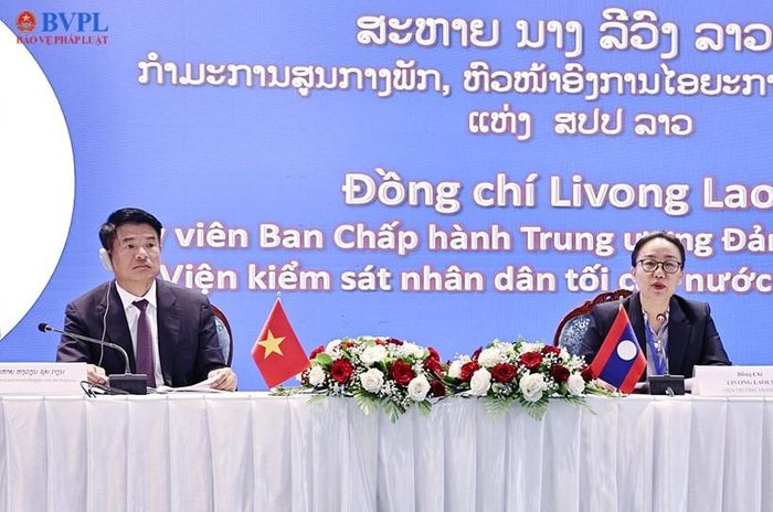 Đồng chí Nguyễn Huy Tiến, Viện trưởng VKSND tối cao Việt Nam và đồng chí Lyvong Laoly, Viện trưởng VKSND tối cao Lào đồng chủ trì Hội nghị.