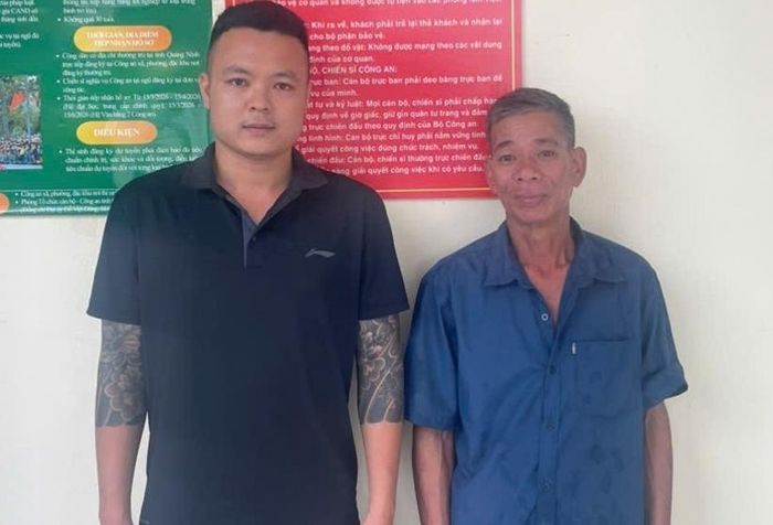 Đối tượng Vũ Văn Thắng (trái) và Vũ Văn Cam (phải) tại cơ quan chức năng.