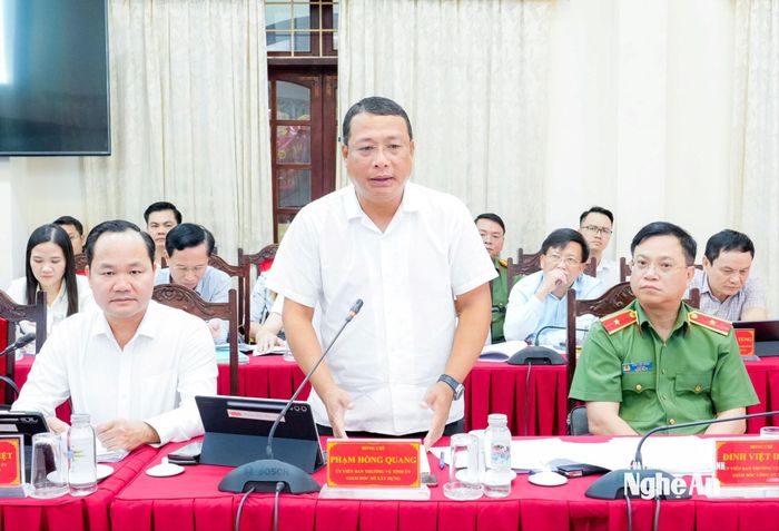 Giám đốc Sở Xây dựng Phạm Hồng Quang phát biểu. Ảnh: Phạm Bằng