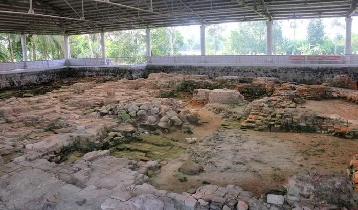 Di tích Gò Cây Thị B (nằm trong Khu di tích khảo cổ Óc Eo - Ba Thê) được tập trung tu bổ, hoàn thiện hệ thống bảng thuyết minh, chỉnh trang cảnh quan. (Ảnh: Công Mạo/TTXVN)
