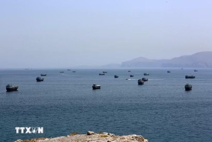 Quang cảnh eo biển Hormuz. (Ảnh: THX/TTXVN phát)