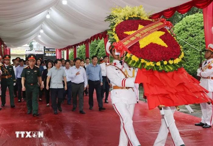 Tỉnh Lai Châu khánh thành Dự án sửa chữa, cải tạo, nâng cấp công trình Nghĩa trang Liệt sỹ tỉnh Lai Châu. (Ảnh: Nguyễn Oanh/TTXVN)