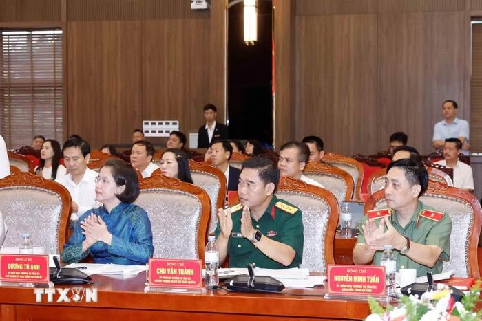 Các đại biểu tham dự cuộc làm việc. (Ảnh: Thống Nhất/TTXVN)