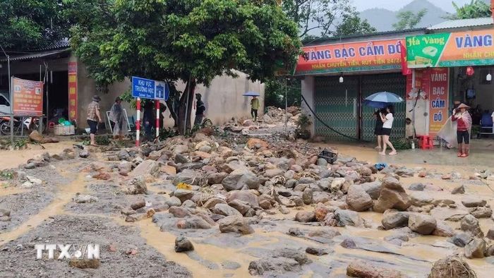 Mưa lớn gây lũ bùn, đá tràn xuống xã Minh Lương (Lào Cai). (Ảnh: TTXVN phát)