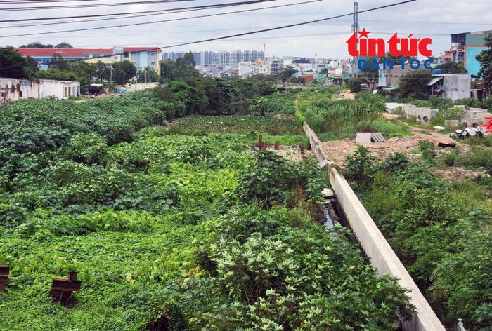 Dự án đang gặp trở ngại do chưa có bãi đổ đất phục vụ công tác nạo vét toàn tuyến kênh.
