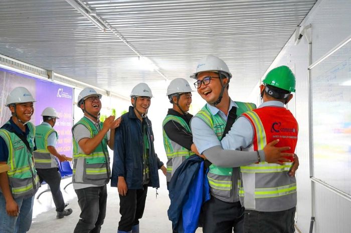 Coteccons nỗ lực kiến tạo môi trường làm việc lý tưởng, nơi mỗi người được lắng nghe, được trao quyền và được tôn trọng.