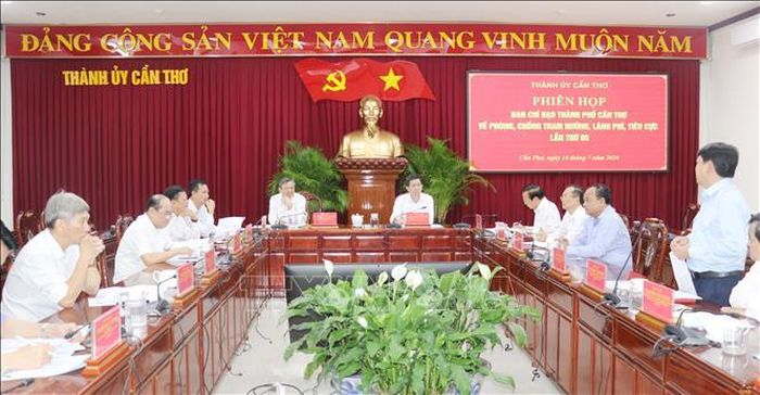 Quang cảnh Phiên họp.