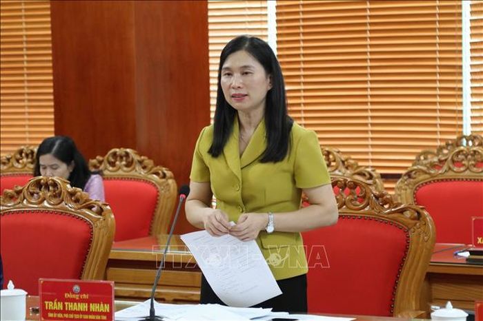Phó Chủ tịch UBND tỉnh Lạng Sơn Trần Thanh Nhàn phát biểu tại cuộc làm việc.