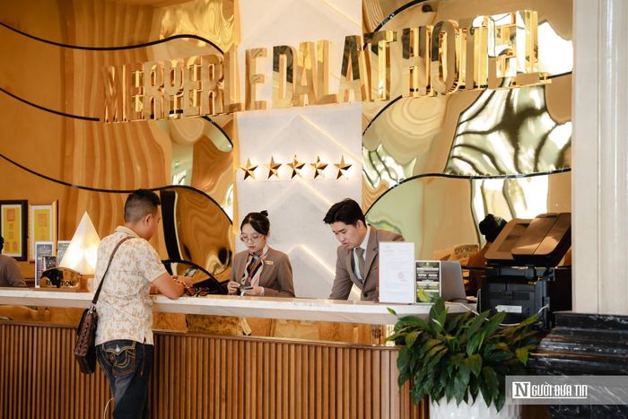 Khách du lịch check-in ở Đà Lạt.