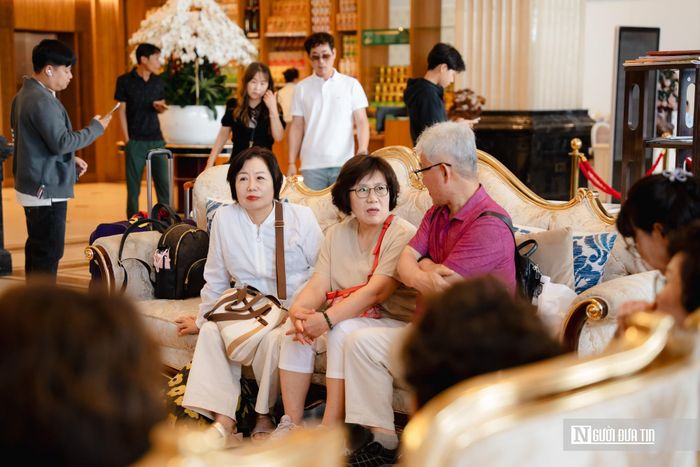 Du khách trải nghiệm du lịch ở Đà Lạt.