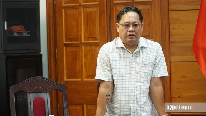Ông Võ Thành Huy, Phó Giám đốc Sở Văn hóa, Thể thao và Du lịch tỉnh Lâm Đồng, phát biểu tại cuộc họp.