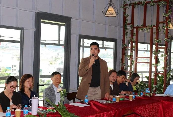 Ông Lê Xuân Tiến - Phó Giám đốc kinh doanh Công ty TNHH XNK Thương mại VoCo, chia sẻ thông tin.