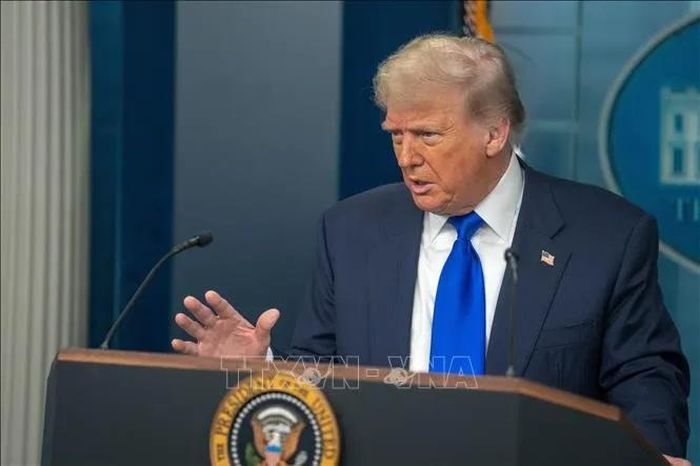 Tổng thống Mỹ Donald Trump phát biểu họp báo tại Nhà Trắng. Ảnh tư liệu: THX/TTXVN