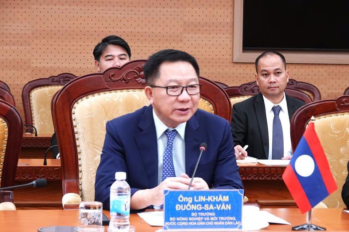 Bộ trưởng Linkham Douangsavanh phát biểu tại buổi làm việc: Ảnh: MOF