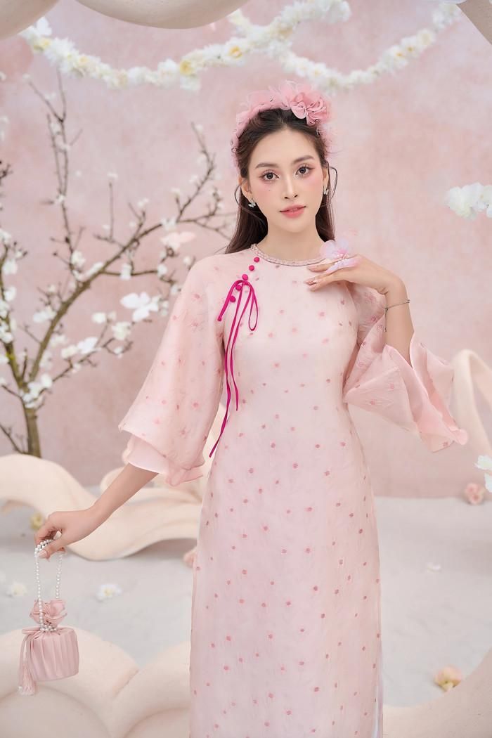 Hoa hậu Tiểu Vy quê ở Đà Nẵng.