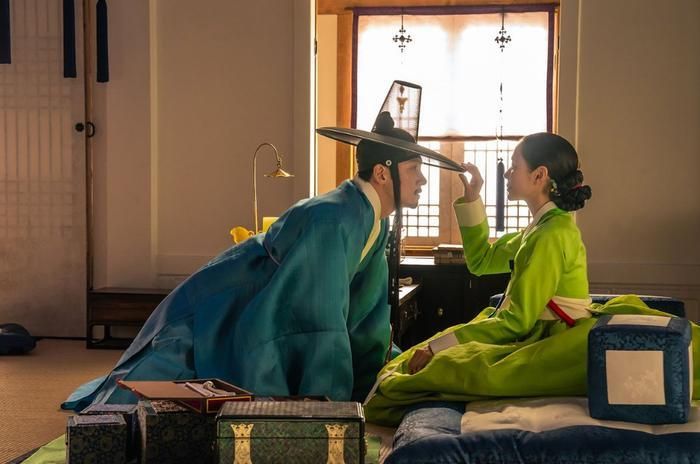 Với sự góp mặt của Son Ye Jin, Ji Chang Wook và Nana, Scandal được kỳ vọng sẽ trở thành điểm nhấn của màn ảnh Hàn trong nửa cuối năm 2026. Ảnh: Netflix.