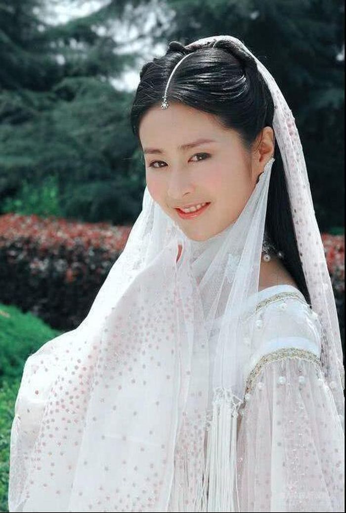 Hương Hương công chúa là nhân vật được miêu tả đẹp nhất trong nguyên tác của tiểu thuyết Kim Dung.